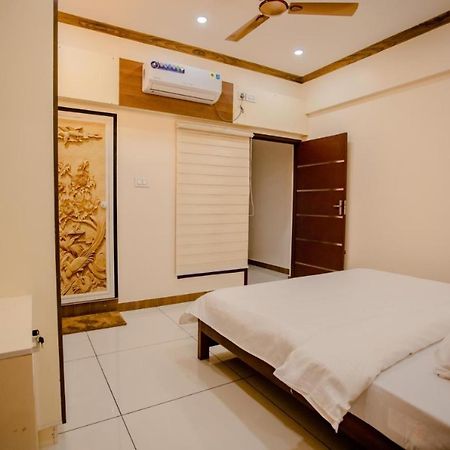 Kv By Halcyon Traveltech Apartment Anachal Luaran gambar