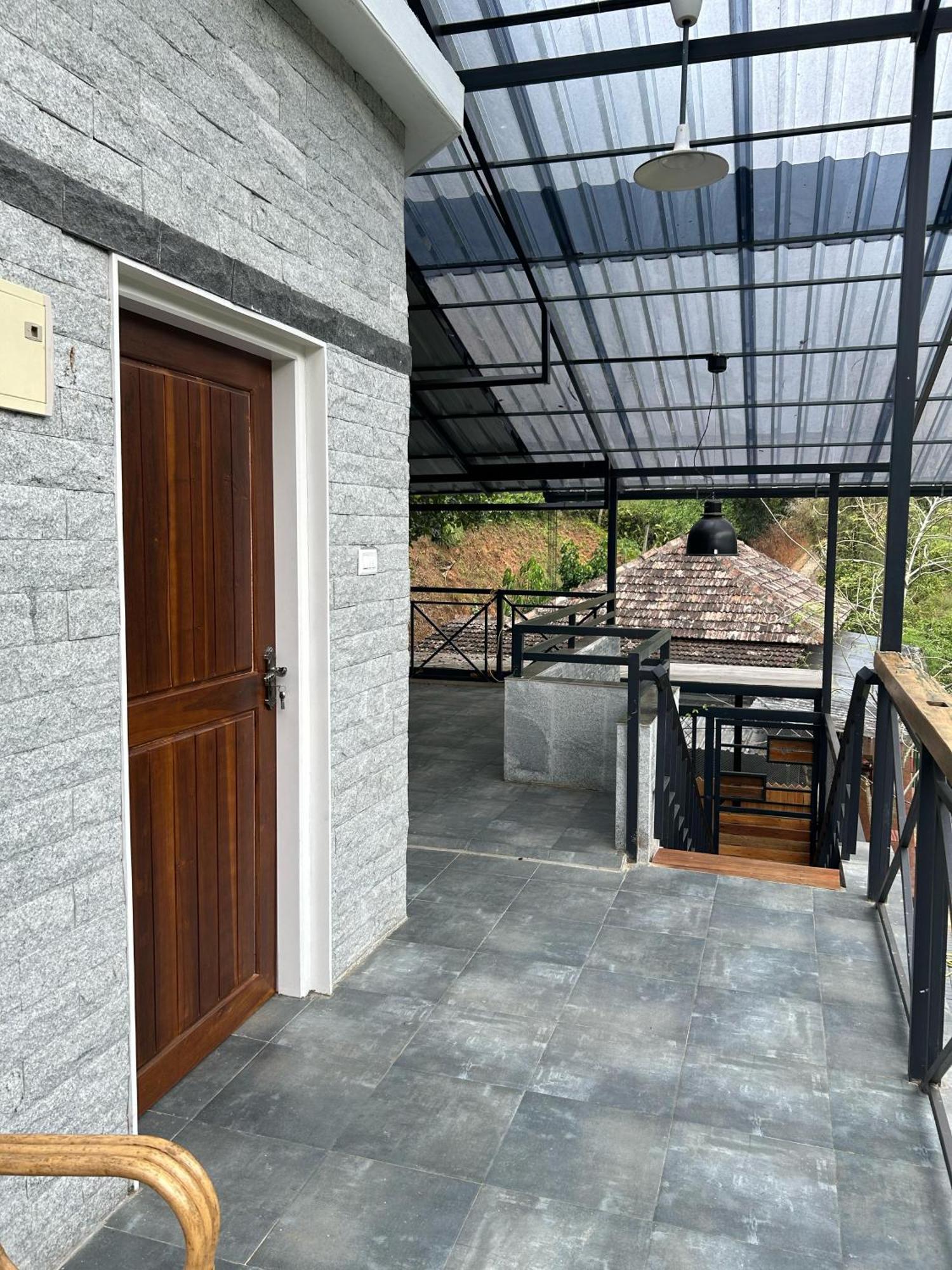 Kv By Halcyon Traveltech Apartment Anachal Luaran gambar
