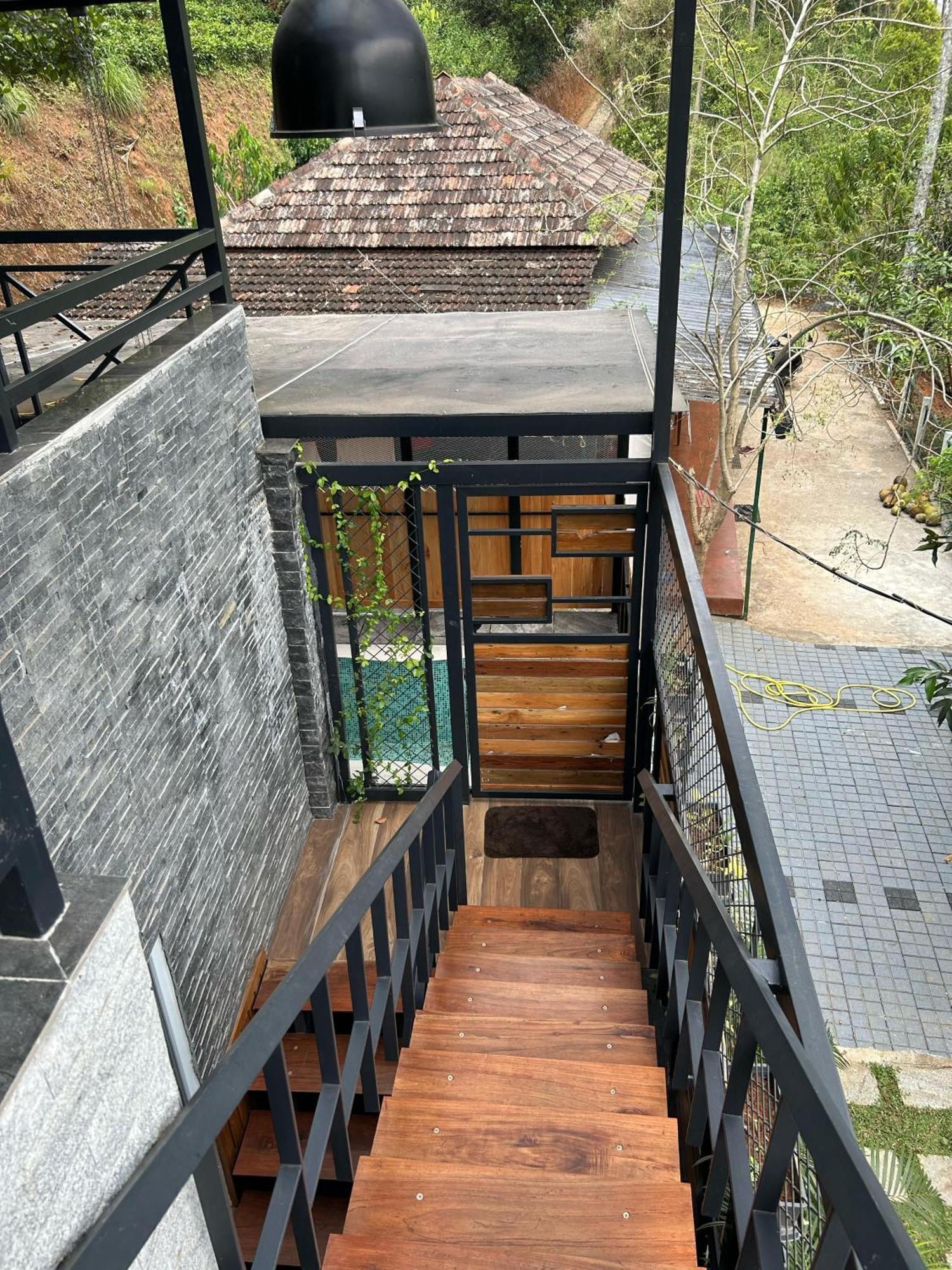 Kv By Halcyon Traveltech Apartment Anachal Luaran gambar