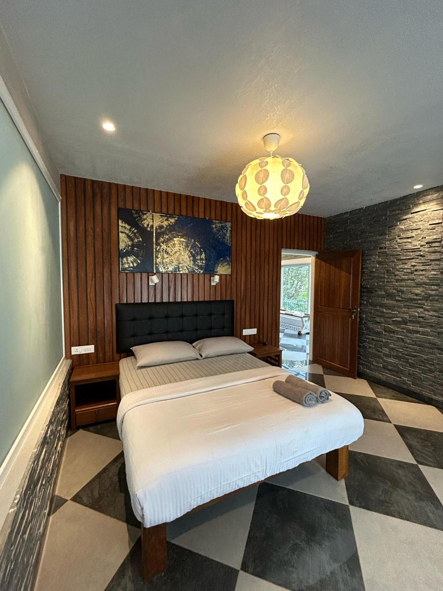 Kv By Halcyon Traveltech Apartment Anachal Luaran gambar